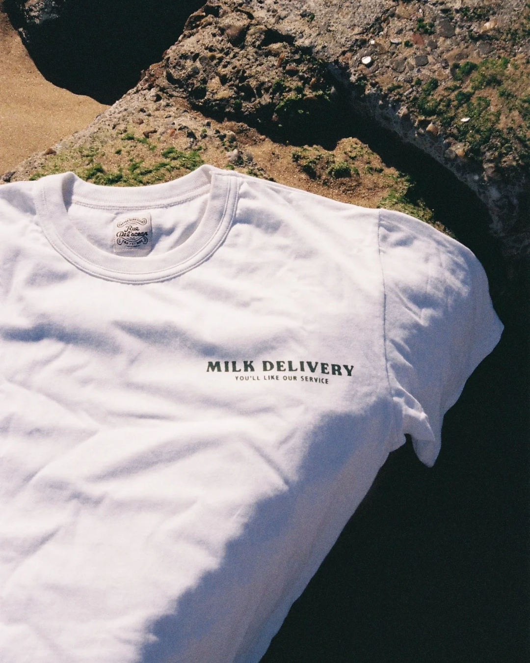 Heavy Tee - Milk Delivery - White